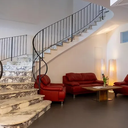 Otel Geranio Au